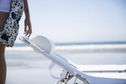 FIAM Neckroll Amigo/Samba, White 10 FIAM Neckroll Amigo/Samba, White -Sagaform Shop fiam neckroll amigo samba 6