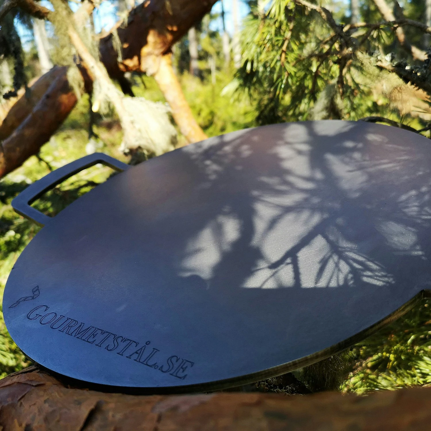 Steel Griddle Round With Handle, 33 Cm 4 Steel Griddle Round With Handle, 33 Cm - Image 2