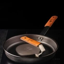 Kockums Jernverk Smasher With Handle In Tärnsjö Leather 7 Kockums Jernverk Smasher With Handle In Tärnsjö Leather -Sagaform Shop kockums jernverk smasher 5