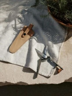 Pallares X Menu Garden Shears -Sagaform Shop menu pallares x menu plant tools set of 3 10