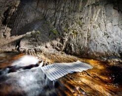 Duo Rug 85x160 Cm, Black/Vanilla -Sagaform Shop pappelina duo rug black vanilla 2