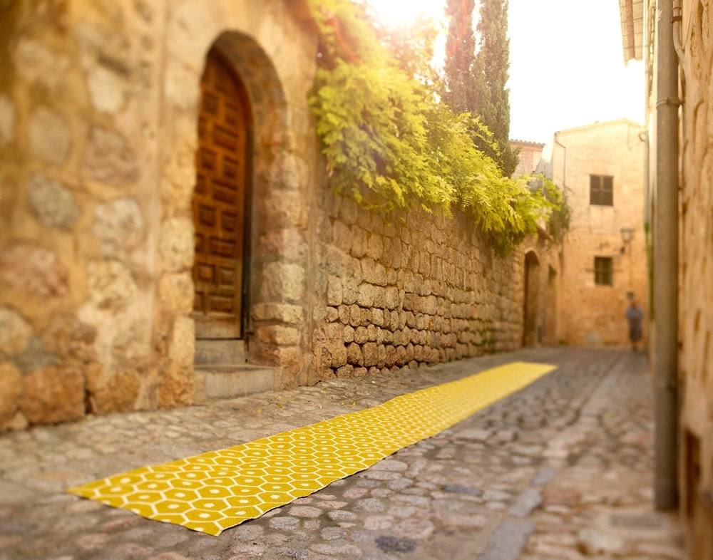 Honey Rug 70x350 Cm, Warm Grey/Vanilla 5 Honey Rug 70x350 Cm, Warm Grey/Vanilla - Image 3