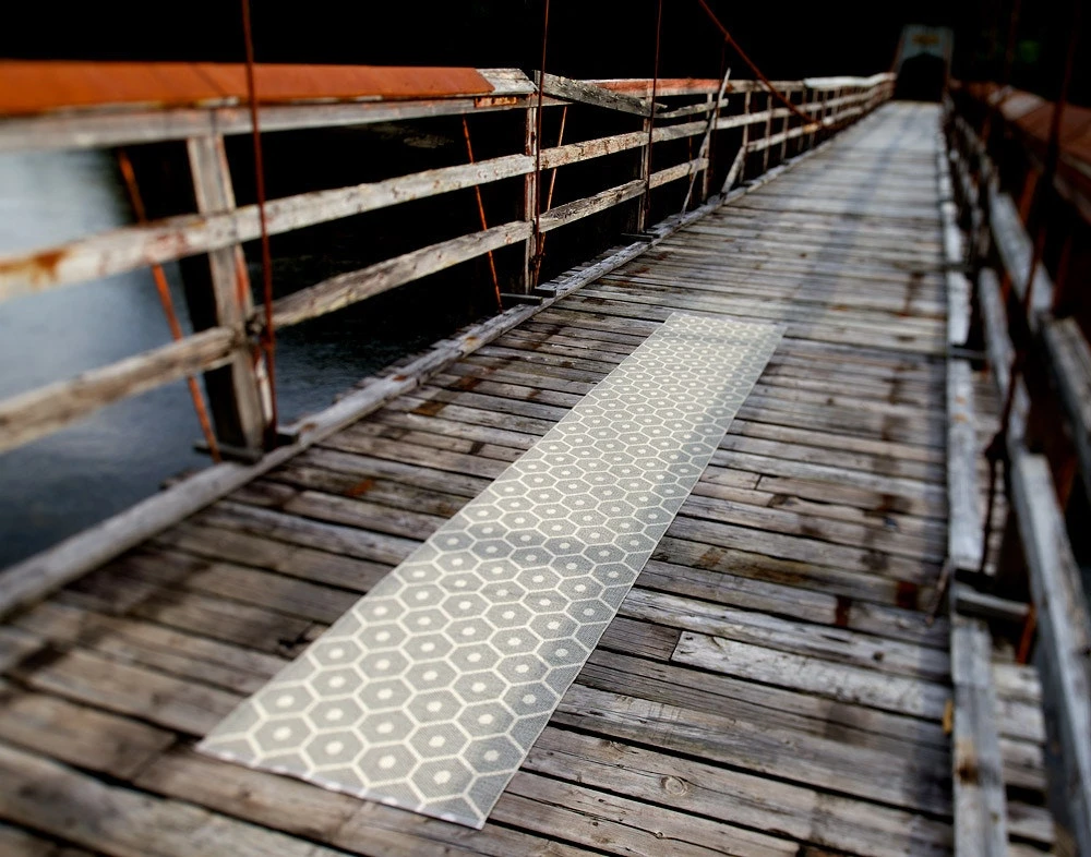 Honey Rug 70x350 Cm, Warm Grey/Vanilla 6 Honey Rug 70x350 Cm, Warm Grey/Vanilla - Image 4