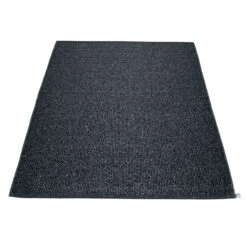 Svea Rug Black Metallic/Black, 180x260 Cm